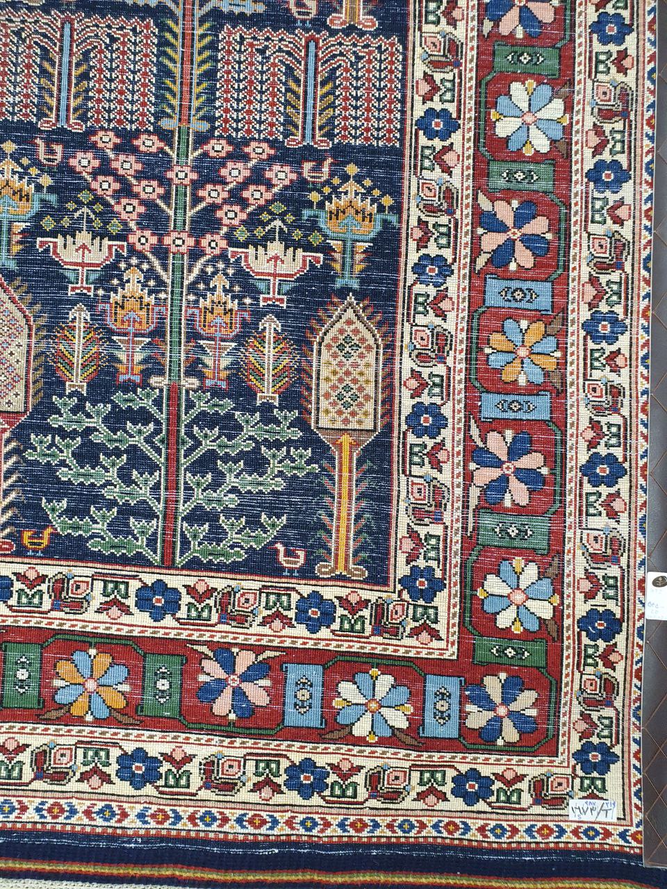 BCDB4C8B-F955-49A9-8EF2-9C612E30B857